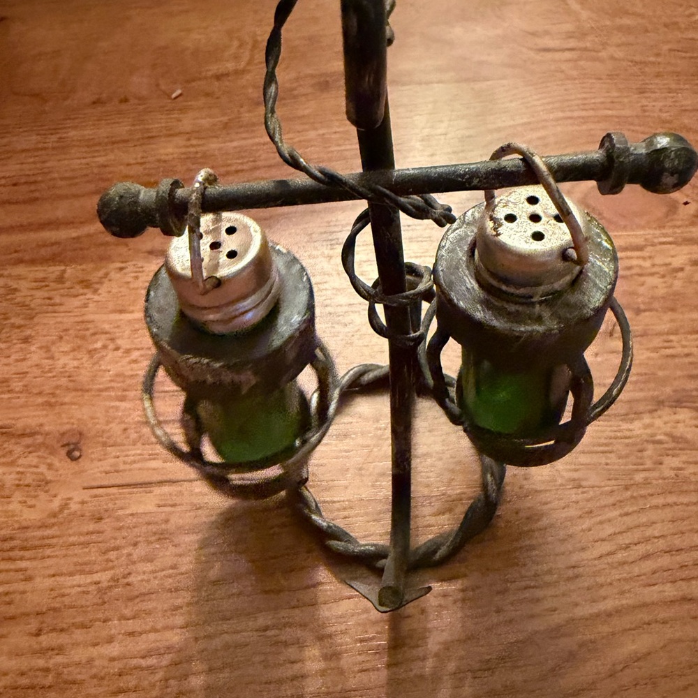 Vintage Rustic Green Lantern Salt and Pepper Shaker Set